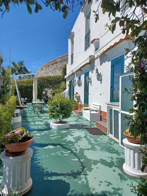 Panoramic Villa In Amalfi Exterior photo