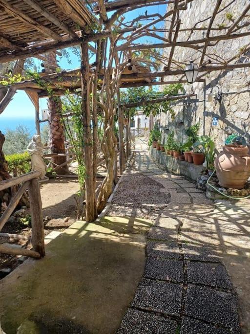 Panoramic Villa In Amalfi Exterior photo